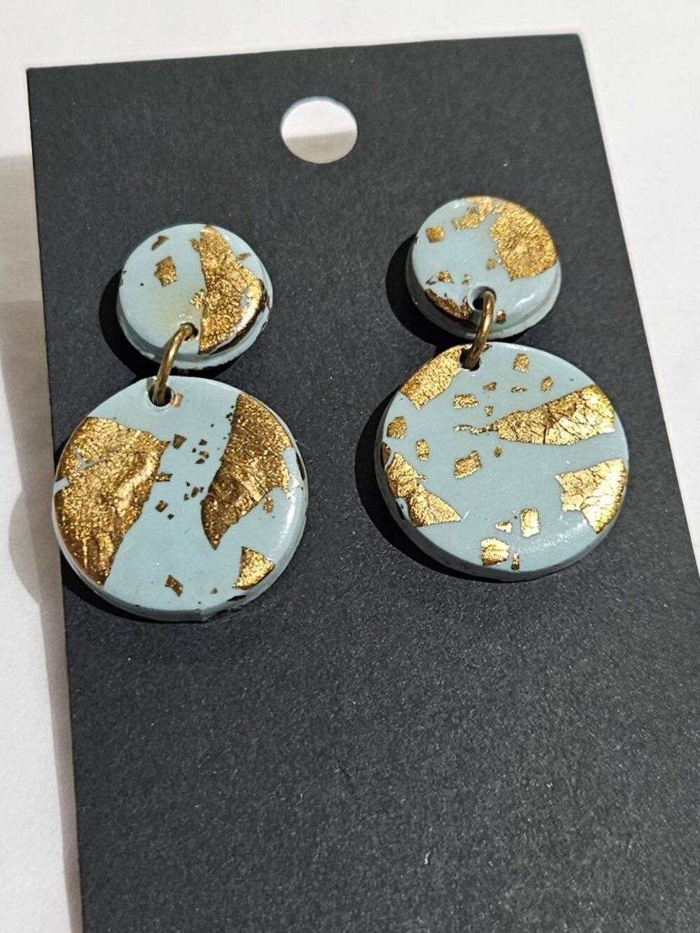 Plastic Circles Dangle Earrings Green Goldtone Splatter 1 3/8 inches